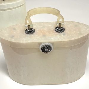 1950’s Wilardy vintage lucite pearlized box purse.  Rare find!